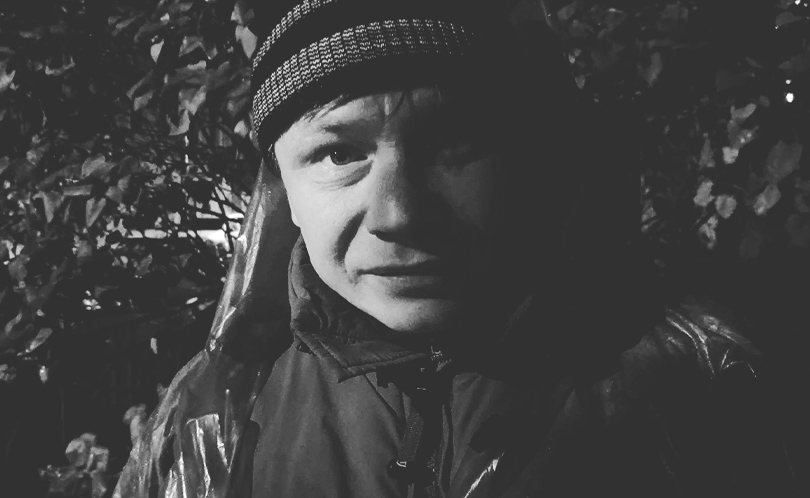 Разговор у церкви