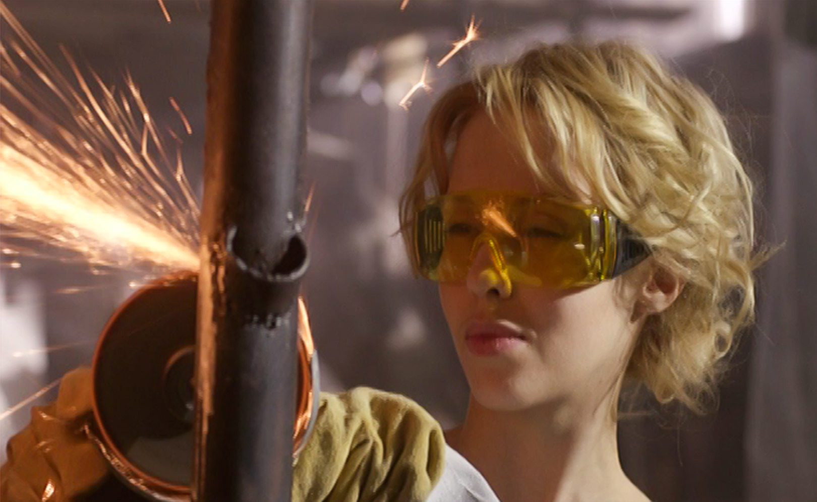 Наружное наблюдение. Серия 17