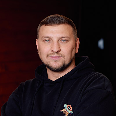 Денис Трифонов