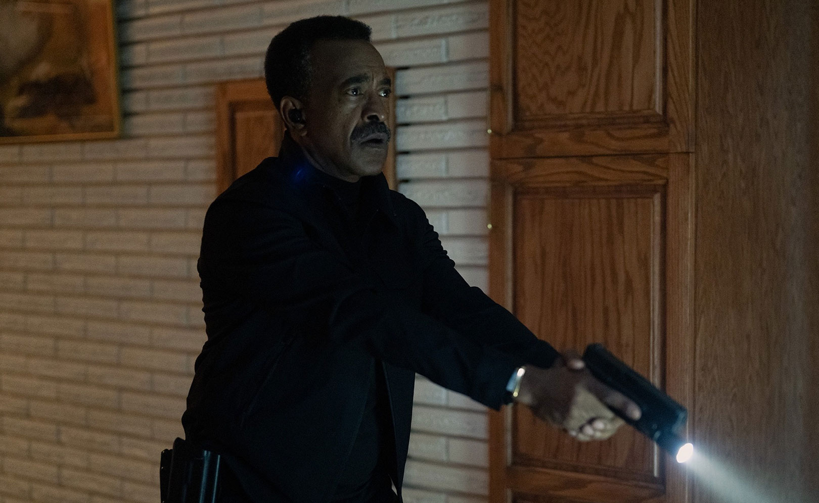 Миротворец (2022). Сезон 2. Серия 2