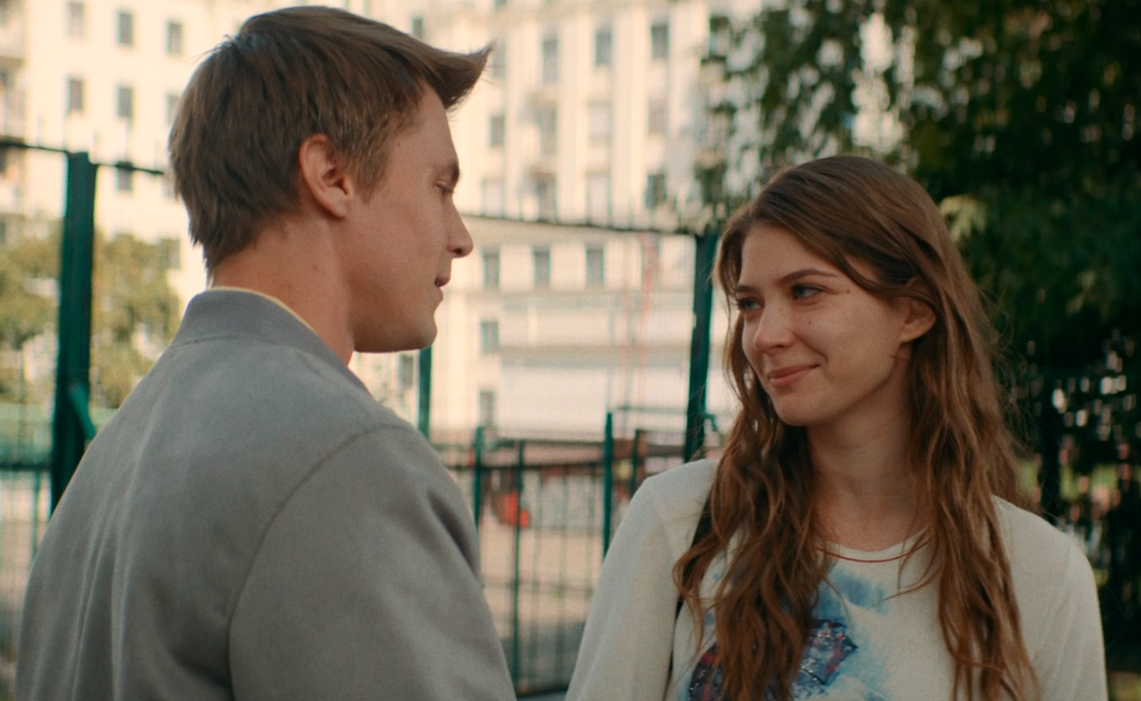 Москва слезам не верит. Все только начинается. Часть 1. Серия 4