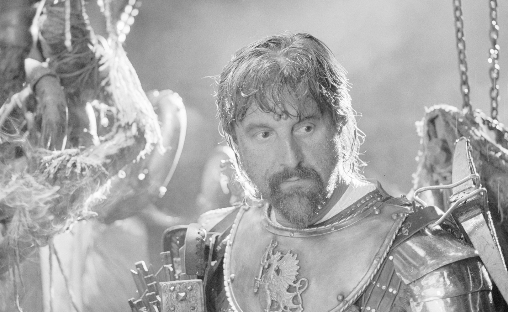 Трудно быть богом