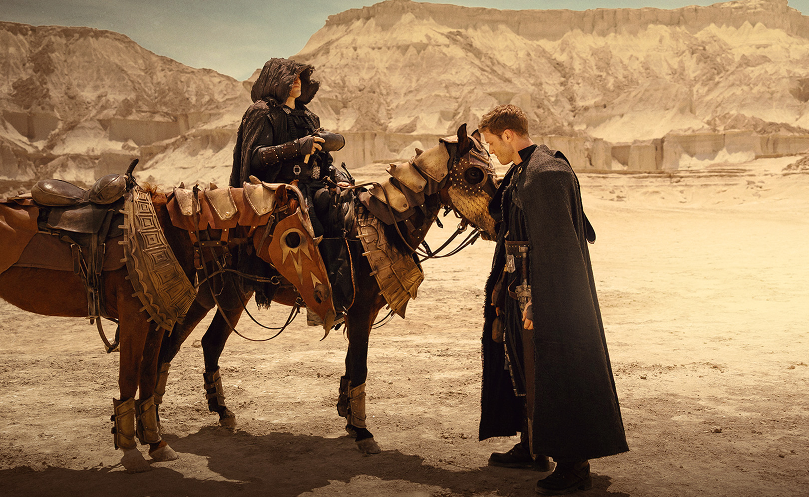 Трудно быть богом