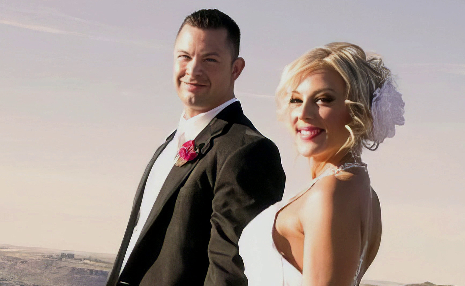 Держись от него подальше. Сезон 1. Серия 1