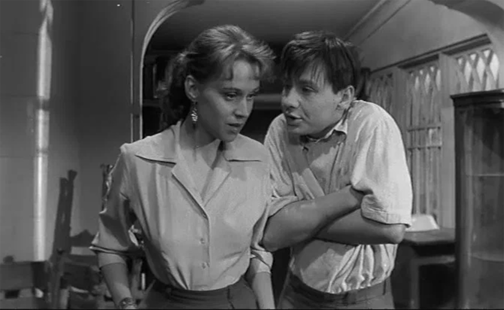 Шумный день