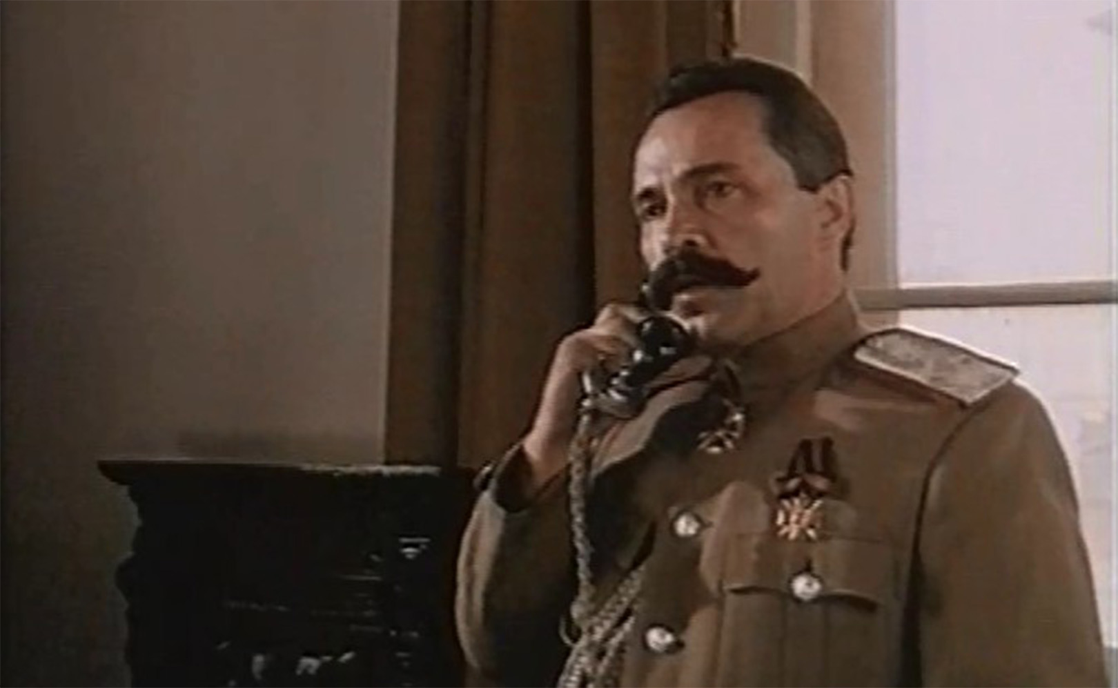 Красные колокола, фильм второй — Я видел рождение нового мира