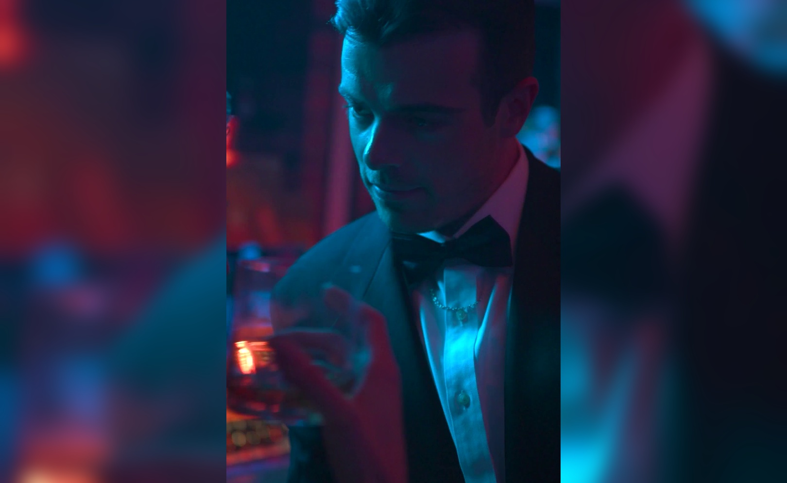 Миллиардер по вызову. Сезон 1. Серия 34