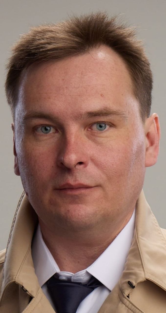 Максим Богомолов