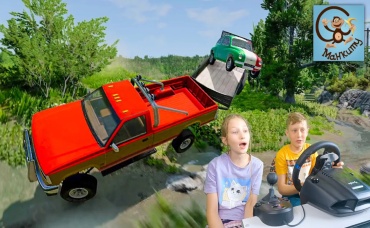 Дети и Машина. Диана и Даня, Милан покупают машинки и игрушки
