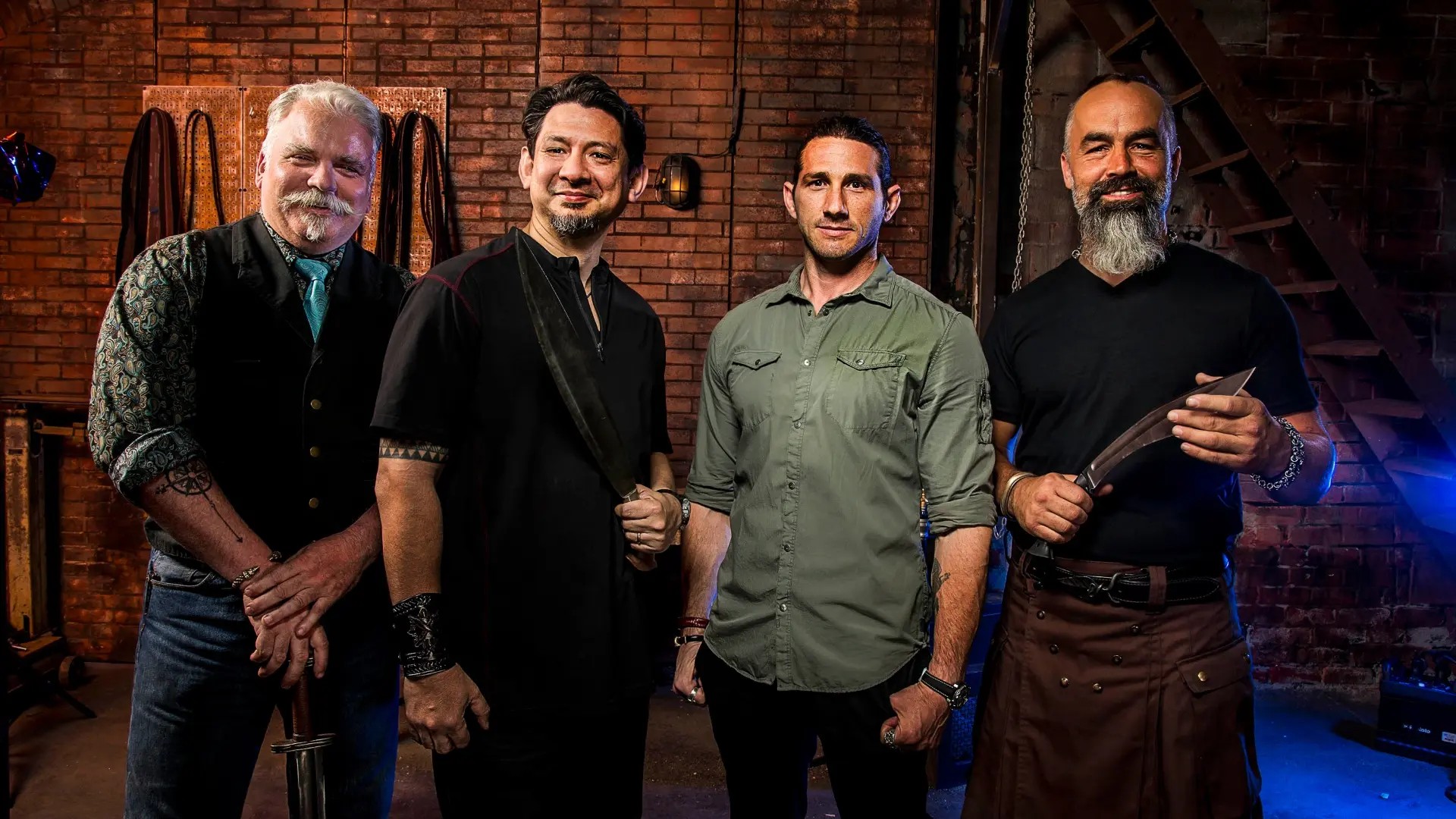 Между молотом и наковальней. 4-й сезон. 16-я серия - "Кампилан"